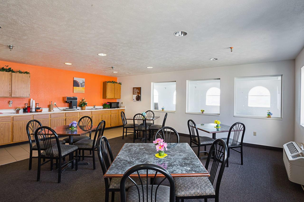 Motel 6 Omaha - Iat West Экстерьер фото